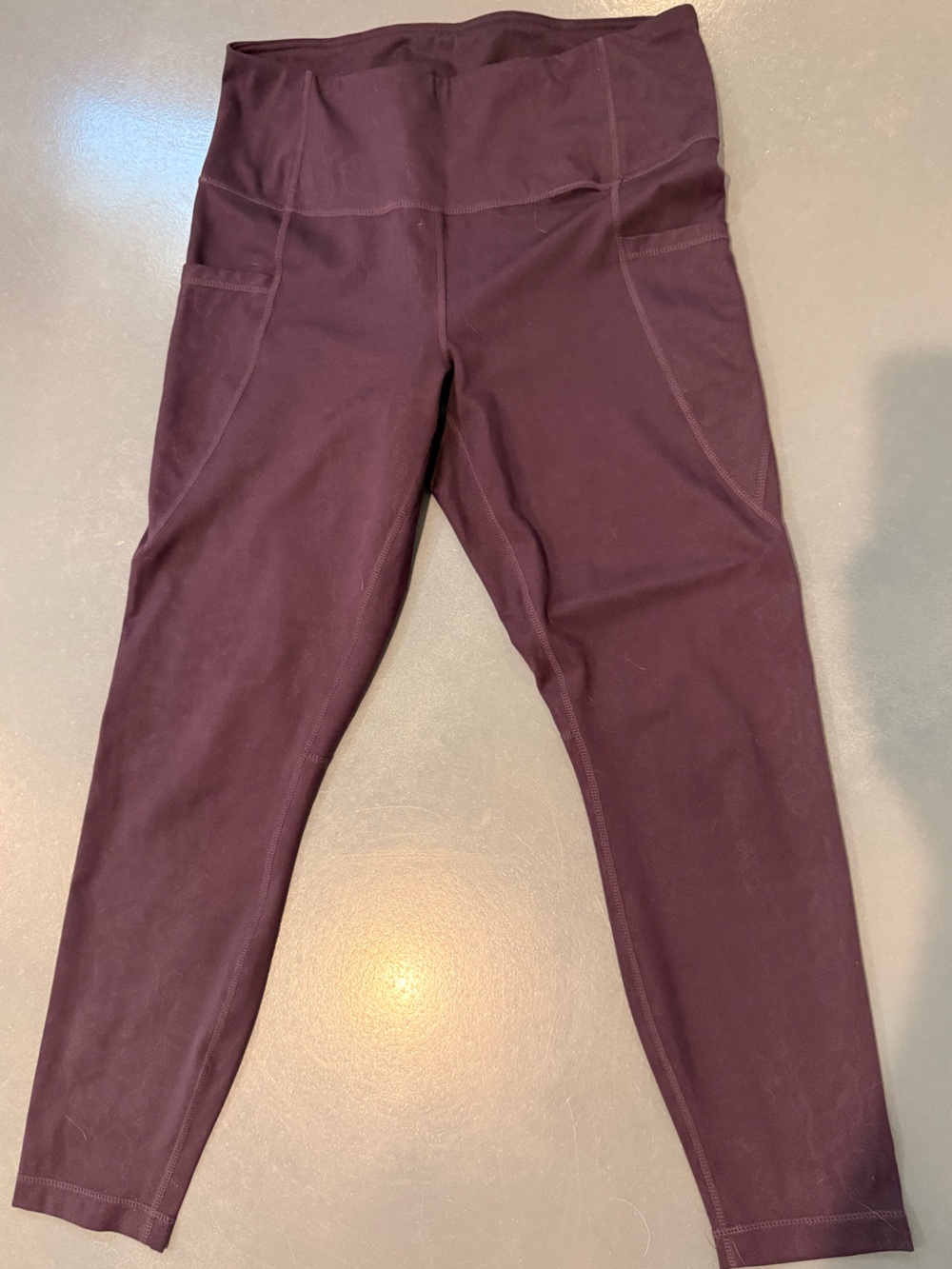 Active Life Plum Snake Leggings with Side Pockets